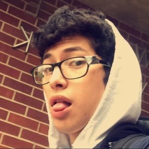 Meet your Posher, Erick